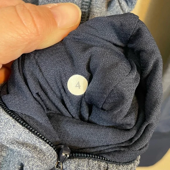 Lululemon Runderful 1/2 Zip Jacket pullover Heathered blue Size 4, EUC - Picture 4 of 9